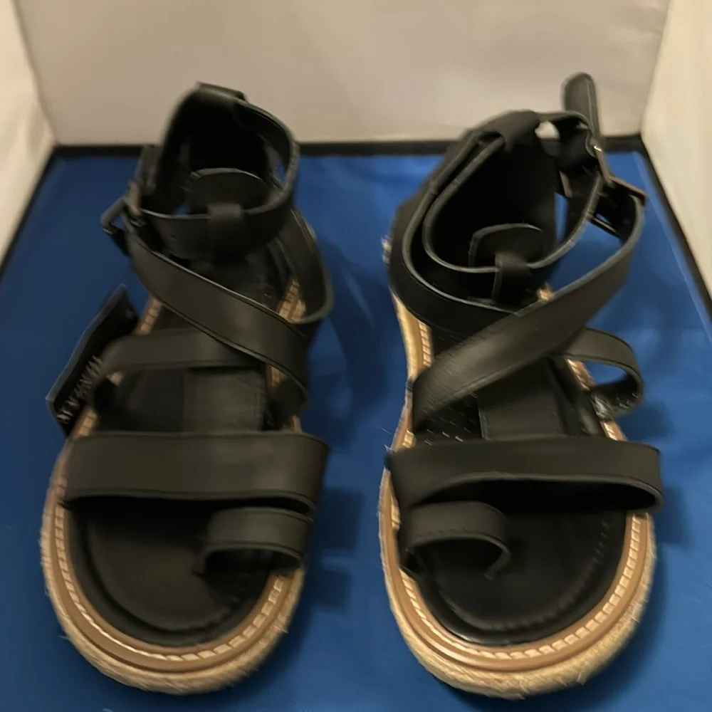 Perilous‎ women’s Gladiator sandal size 260/9 women’s